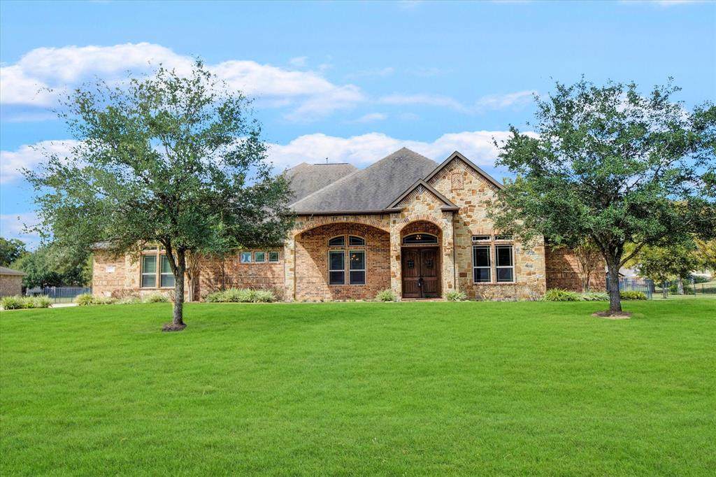 4007 Wentworth Drive - Photo 1