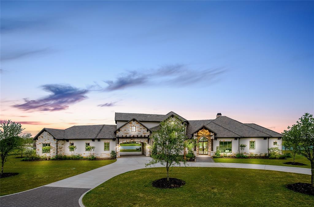 143 August Lakes Drive - Photo 1