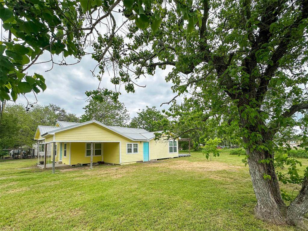 3756 Highway 90 - Photo 1