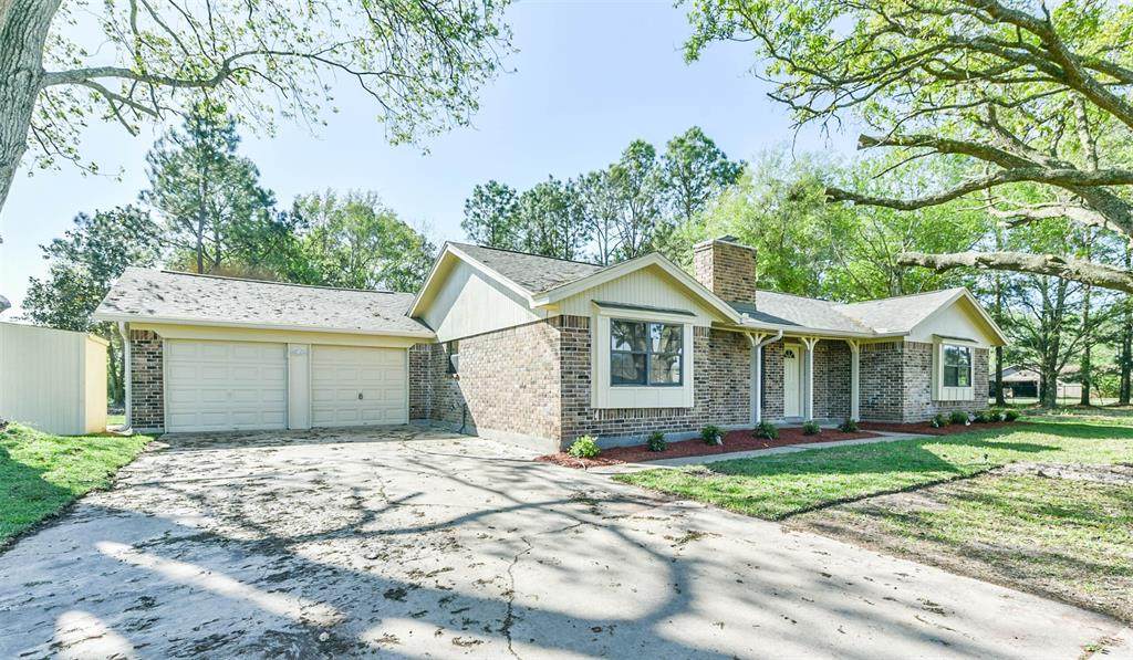 2739 County Road 962D - Photo 1