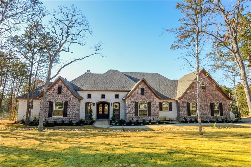 5384 Majestic Oak Court - Photo 1
