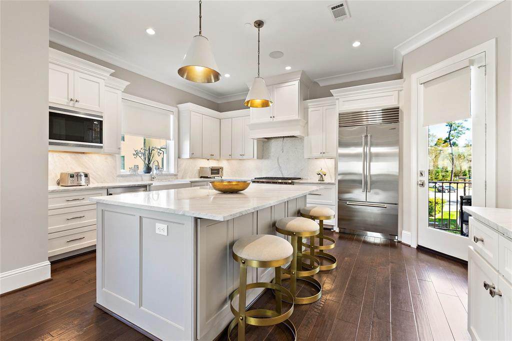 2483 Lake Front Circle - Photo 1