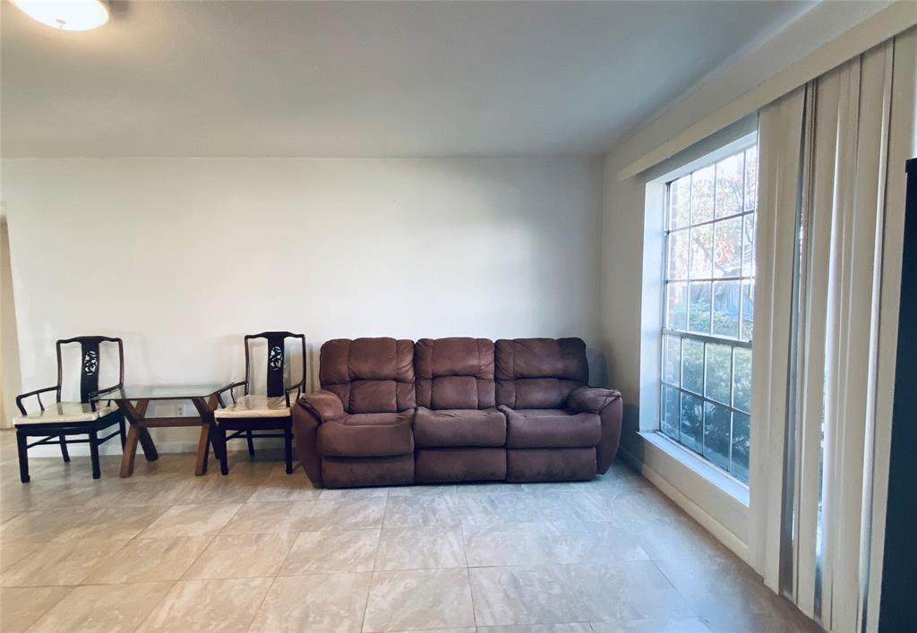 9201 Clarewood Drive - Photo 1