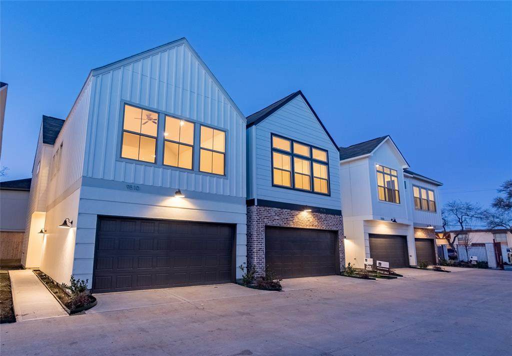 1107 Fuschia Road - Photo 1