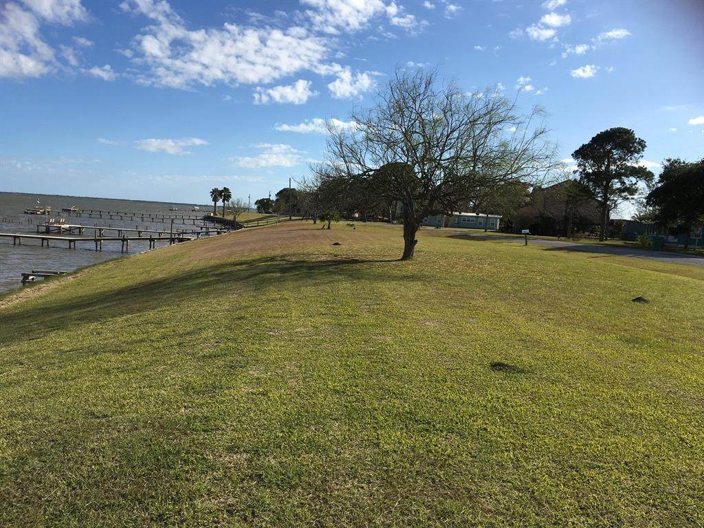 1707 Bayshore Drive - Photo 1