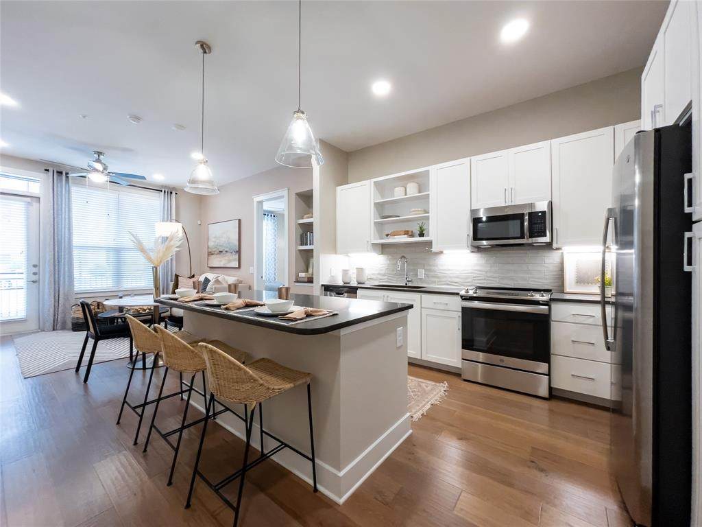 11101 Airport Blvd - Photo 1