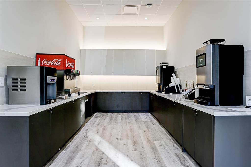 3333 Allen Parkway - Photo 1