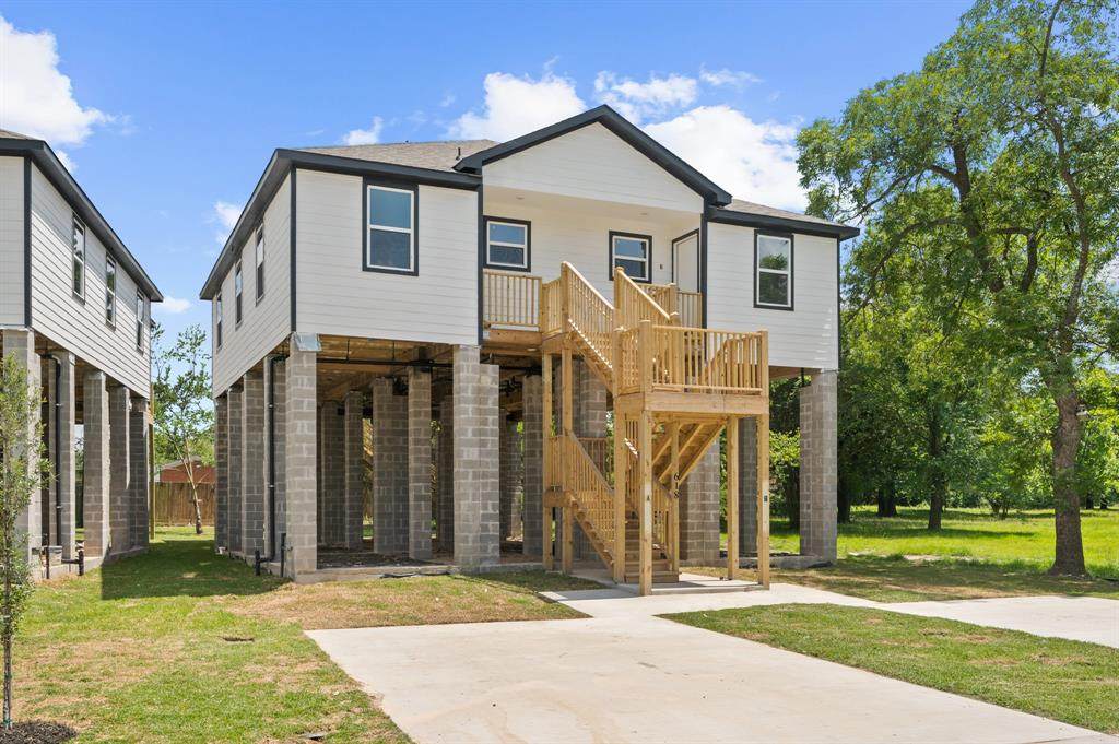 622 Maple Way Street - Photo 1