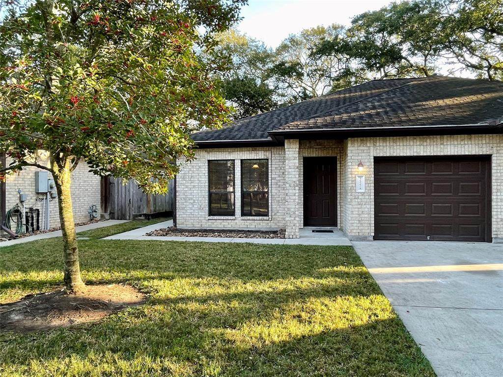 3527A Reading Street - Photo 1
