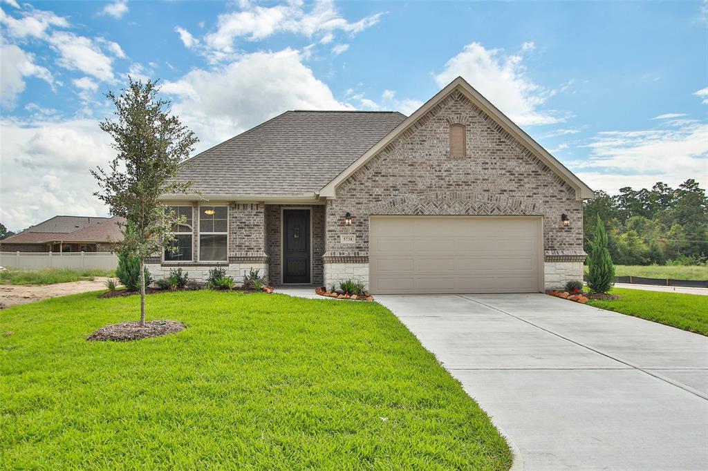 5738 Lakeside Villas Court - Photo 1