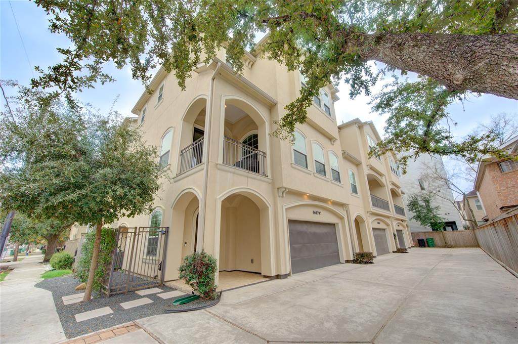 5637 Kiam Street - Photo 1