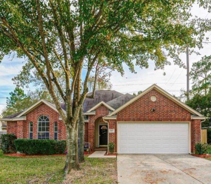 7427 Alderly Drive - Photo 1