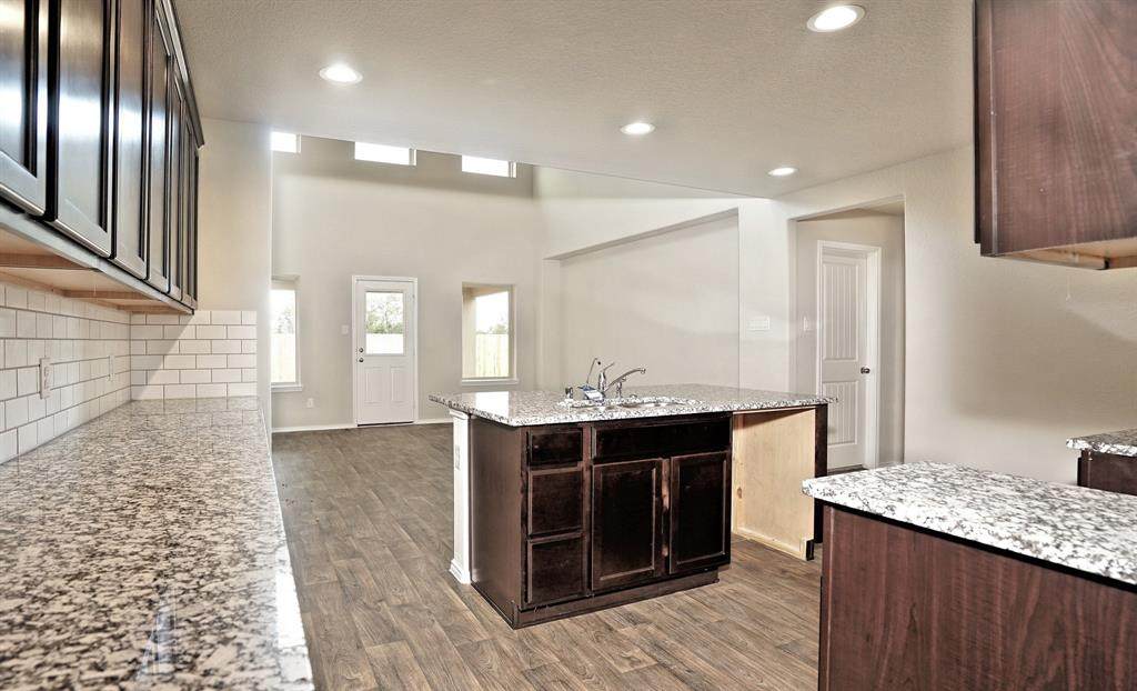 906 Bright Lotus Lane - Photo 1