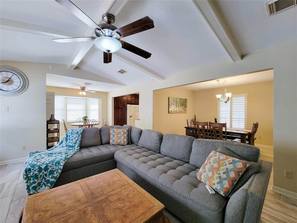 6230 Braesheather Circle - Photo 1