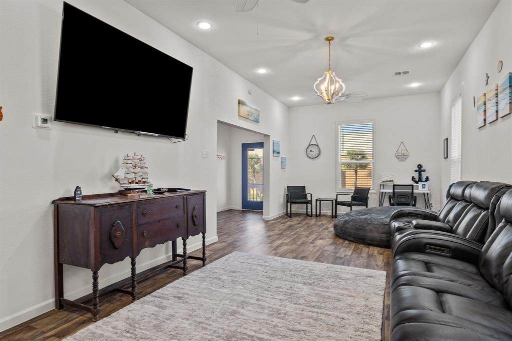 1806 Jack Johnson Boulevard - Photo 1
