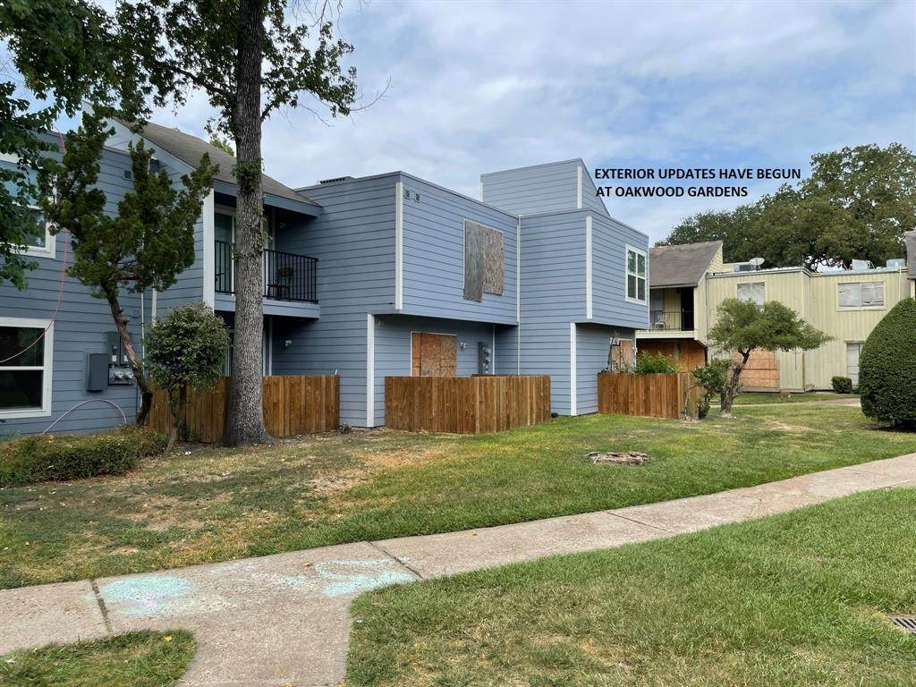 5625 Antoine Drive - Photo 1
