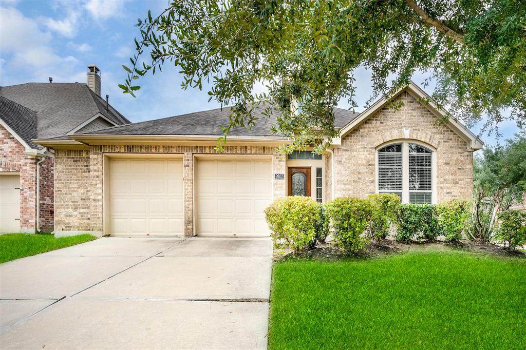 2802 Highland Lake Court - Photo 1