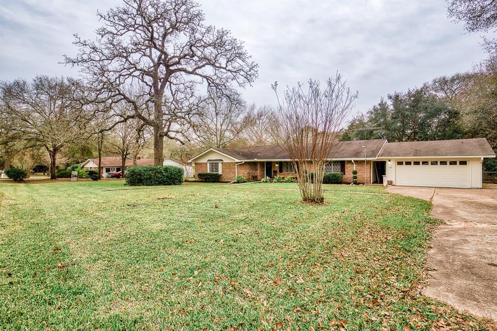 3013 Possum Trot Street - Photo 1