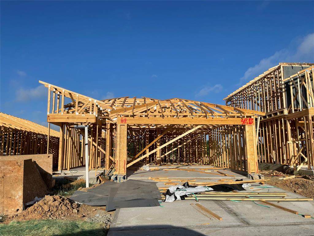 917 Kickapoo Lane - Photo 1