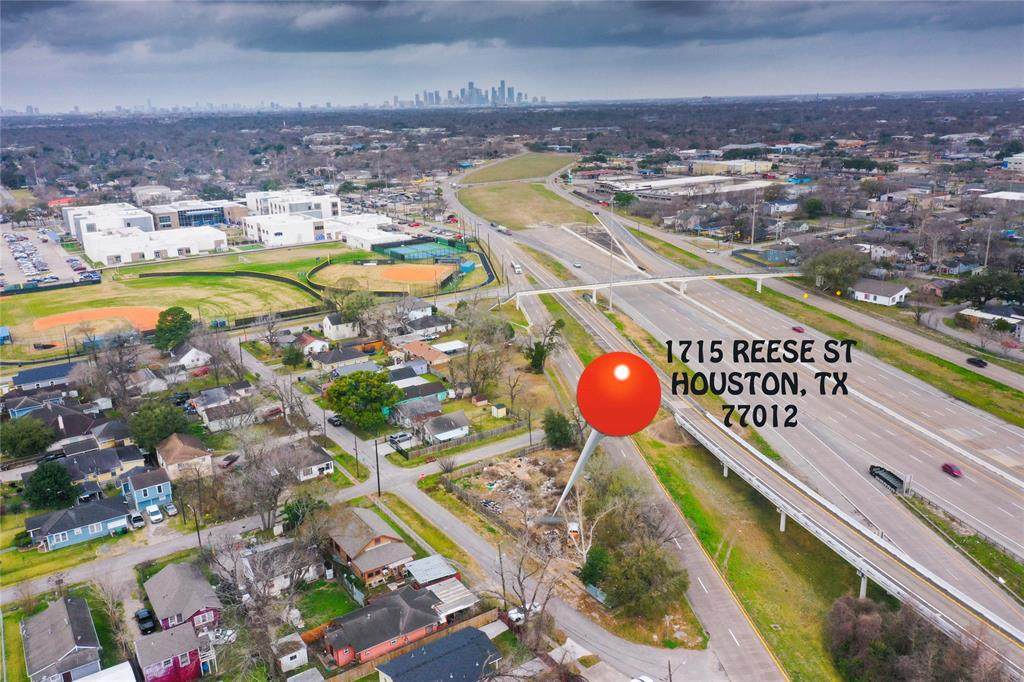 1715 Reese Street - Photo 1