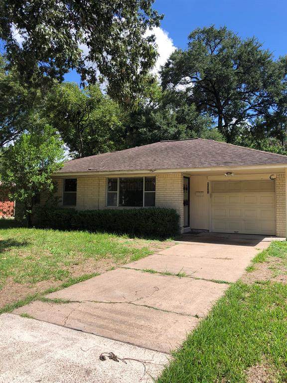 4521 De Lange Lane - Photo 1