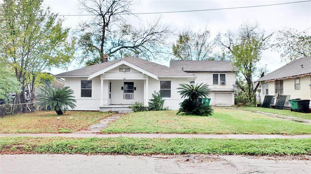 108 Goldenrod Street - Photo 1