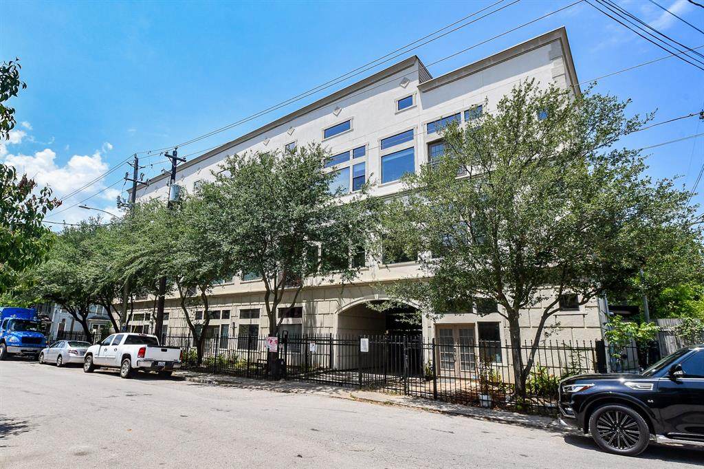 4402 Lillian Street - Photo 1