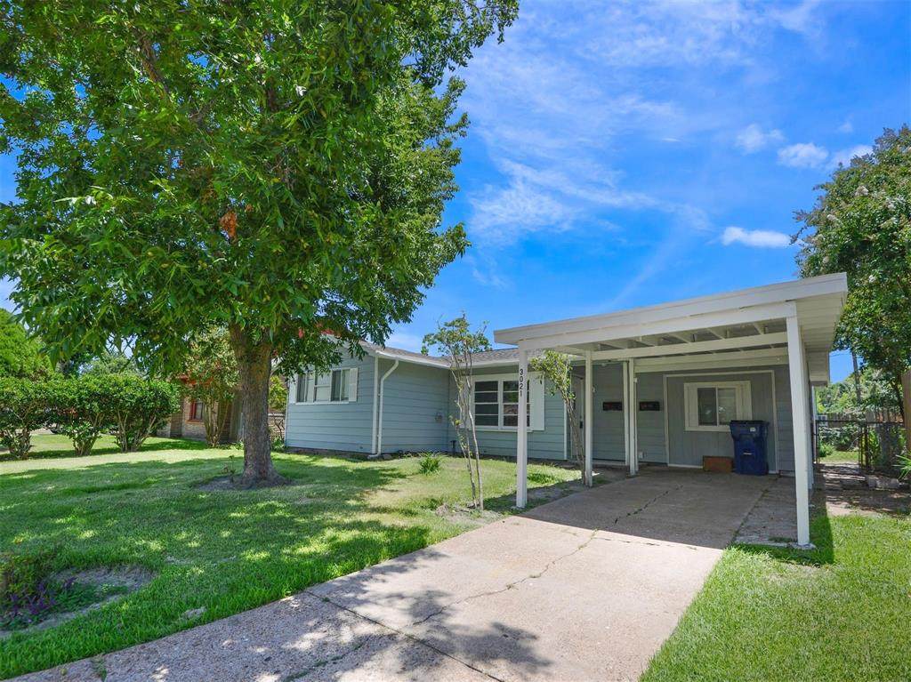 3021 Rust Avenue - Photo 1
