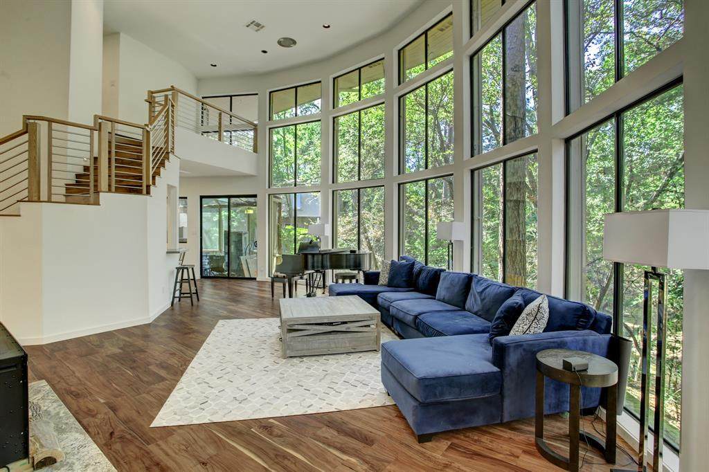 201 Vanderpool Lane - Photo 1