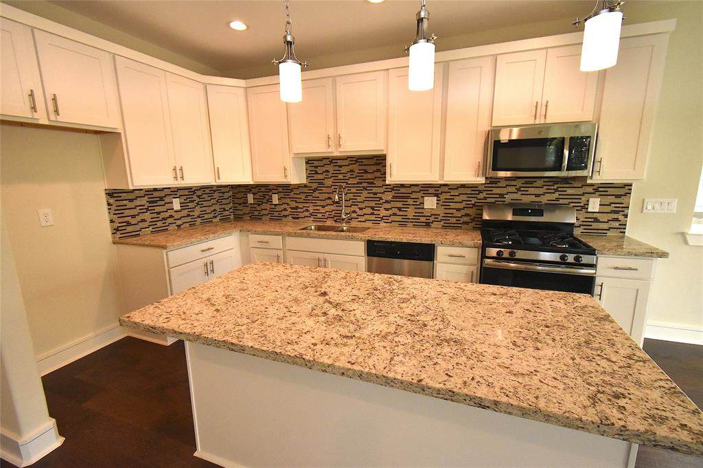 131 Kendall Street - Photo 1