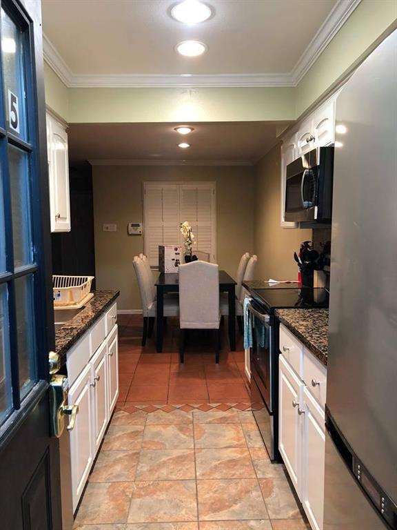 7900 Westheimer Road - Photo 1