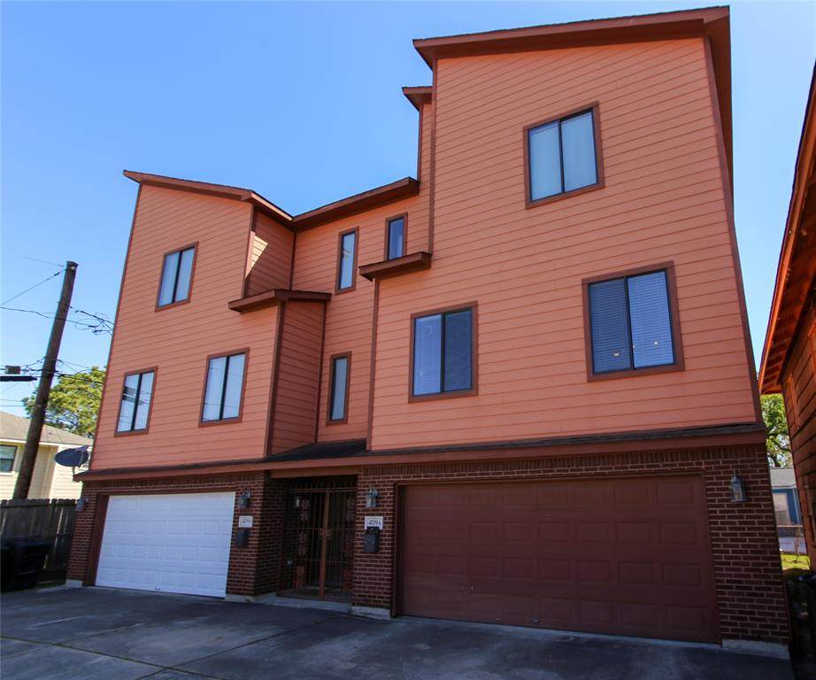 4709 Scott Street - Photo 1