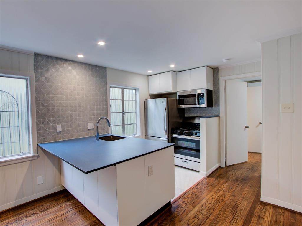 3601 Stanford Street - Photo 1