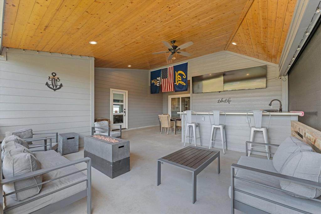 10737 Lake Mist Lane - Photo 1