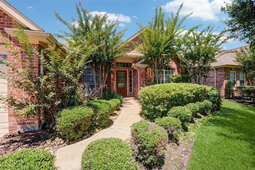 9026 Robinhoods Well Drive - Photo 1