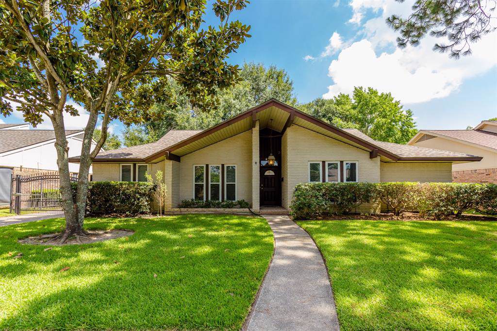 6106 Paisley Street - Photo 1