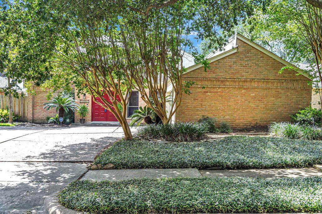 10307 Meadow Lake Lane - Photo 1