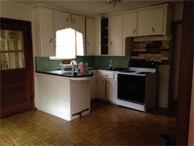7915 Flintridge Drive - Photo 1