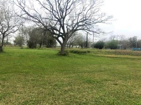 421 Texas Avenue - Photo 1