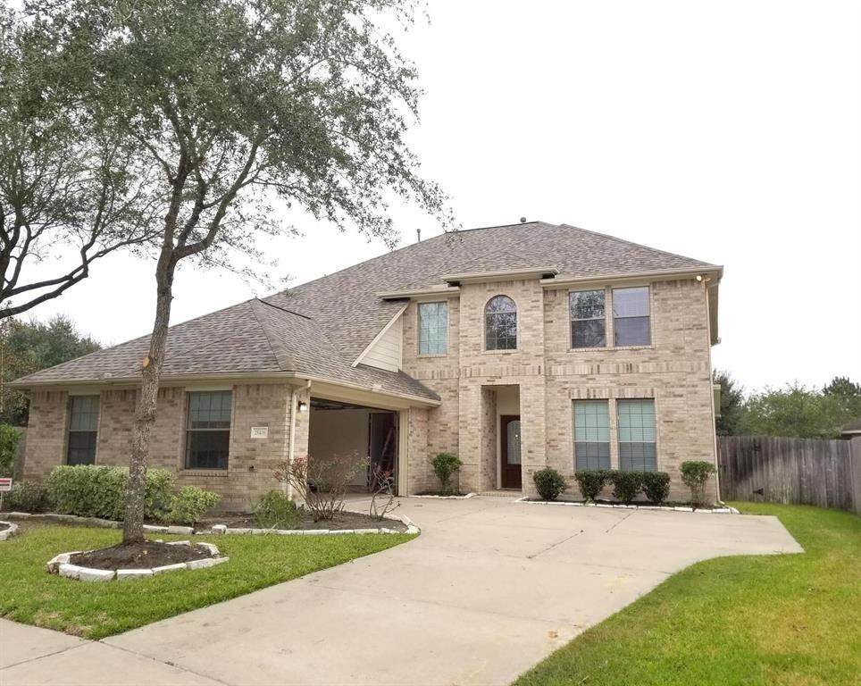 25406 Archdale Court - Photo 1