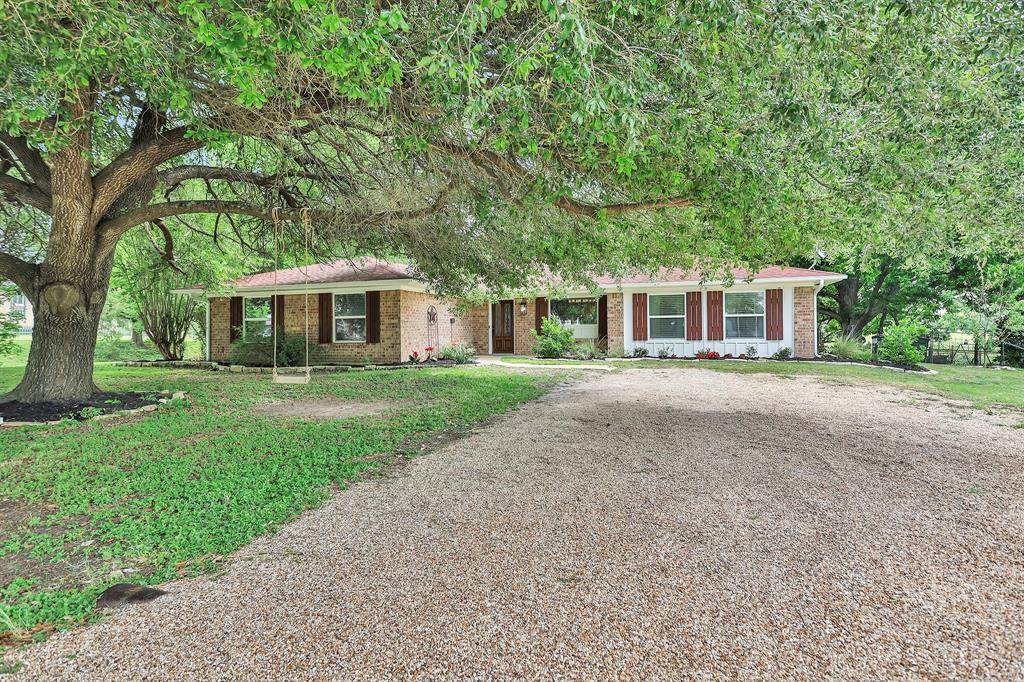 192 Hill Street - Photo 1