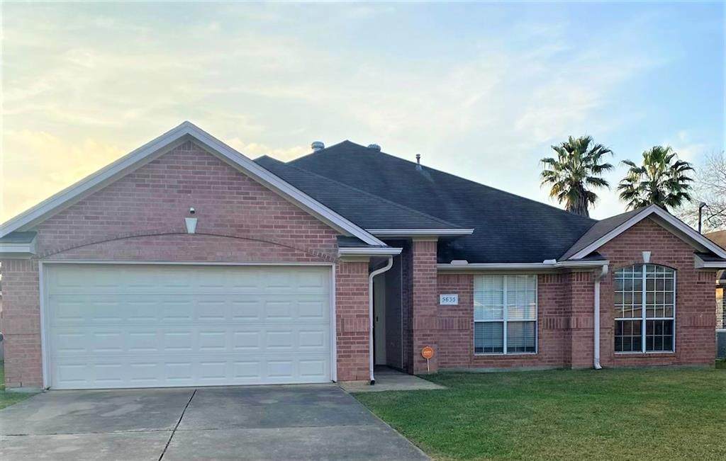 5635 Emily Lane - Photo 1