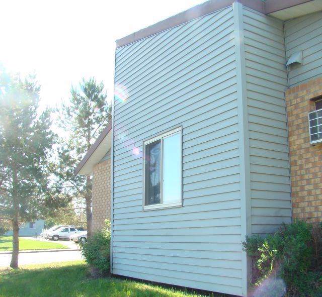 1017 Meadows Drive - Photo 1
