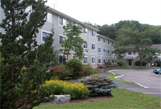 24 Union Drive - Photo 1