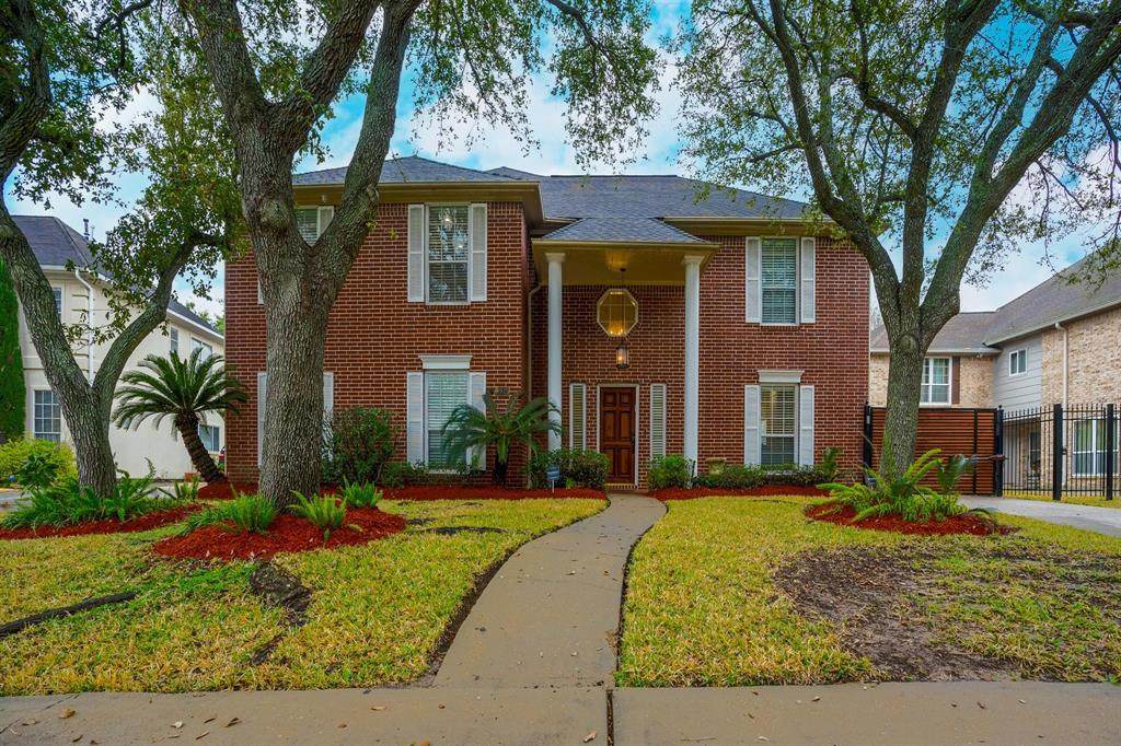 8915 Wallington Drive - Photo 1