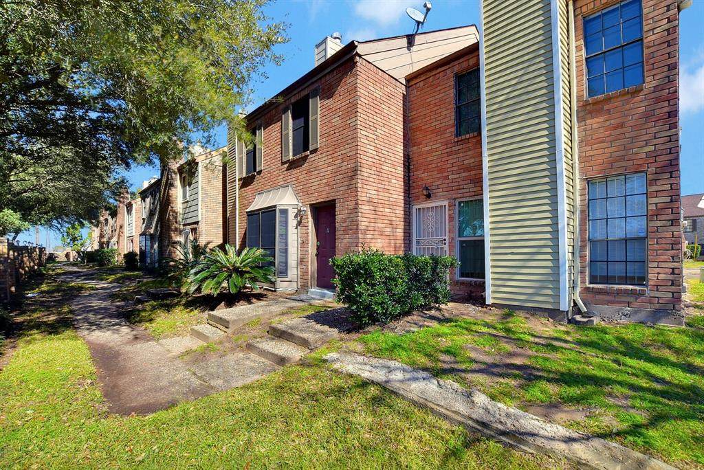 9901 Sharpcrest Street - Photo 1