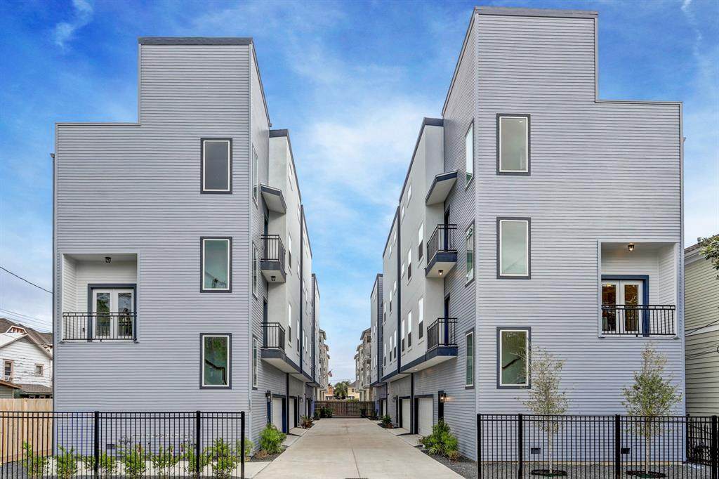 1117 16th Street - Photo 1