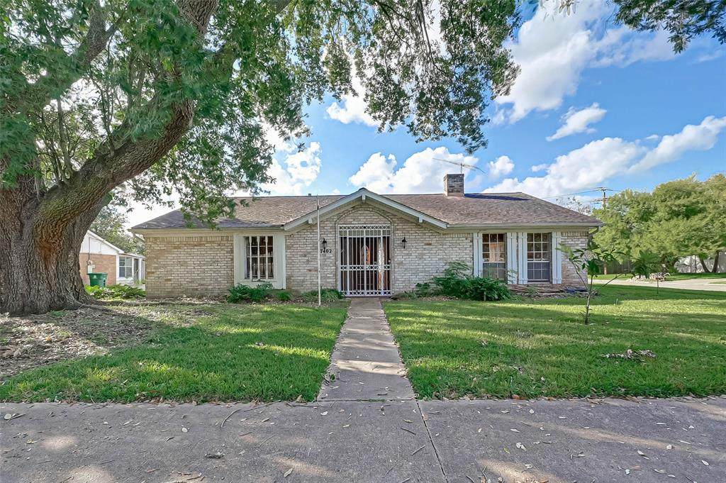 7402 Pella Drive - Photo 1