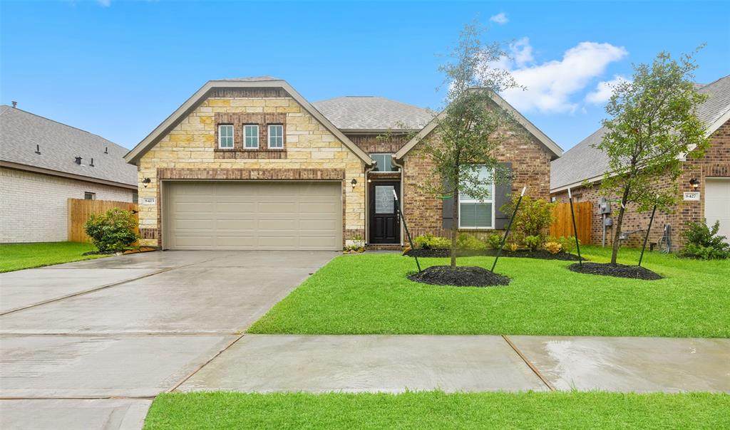 8423 Sunset Horizon Drive - Photo 1