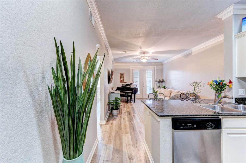 7575 Kirby Drive - Photo 1